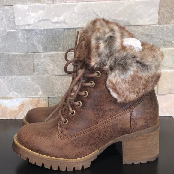 Carlos by Carlos Santana Gabby Fur Lace Up Bootie - Picture 2 of 8